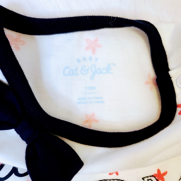 Cat & Jack Girls onsie 12mth - Picture 3 of 4